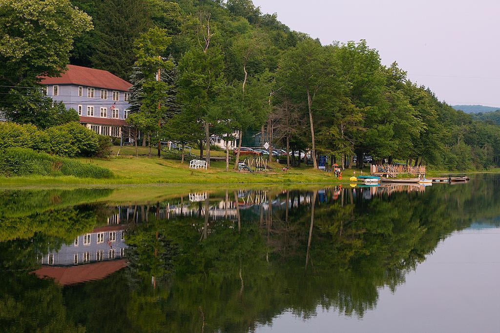 Inn At Starlight Lake & Restaurant ภายนอก รูปภาพ